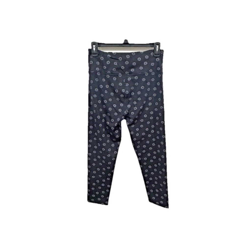 NANETTE LEPORE PLAY Capri Leggings Medium Floral Print Black Gray C609